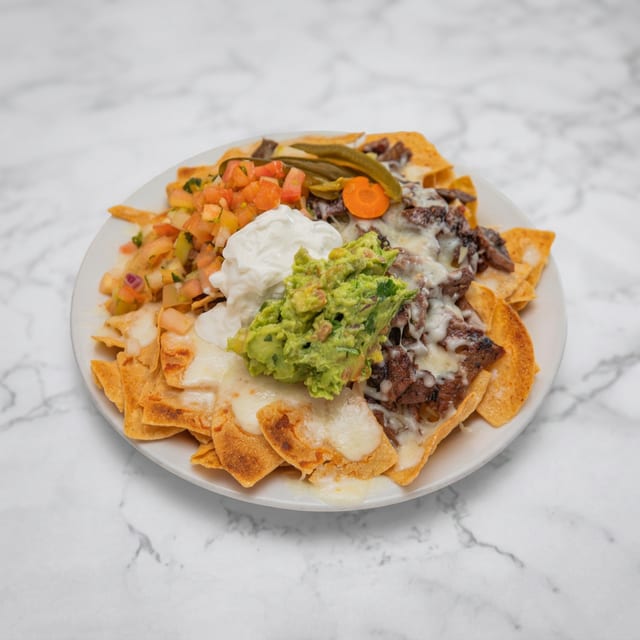 Nachos Con Todo.